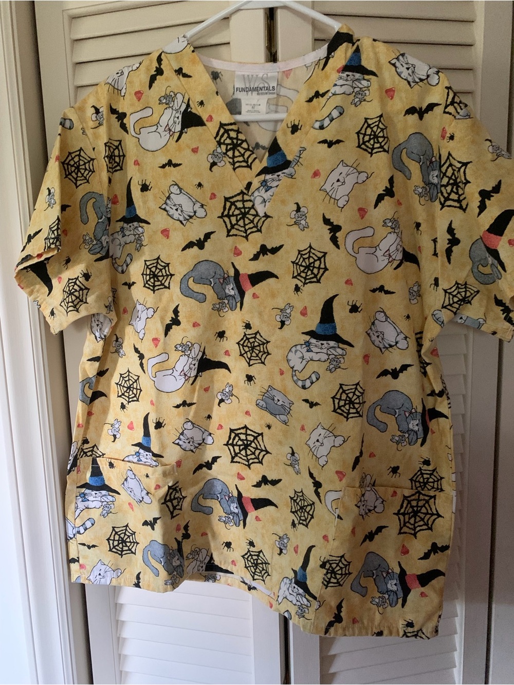 Yellow Halloween Cat Print Women’s Scrub top